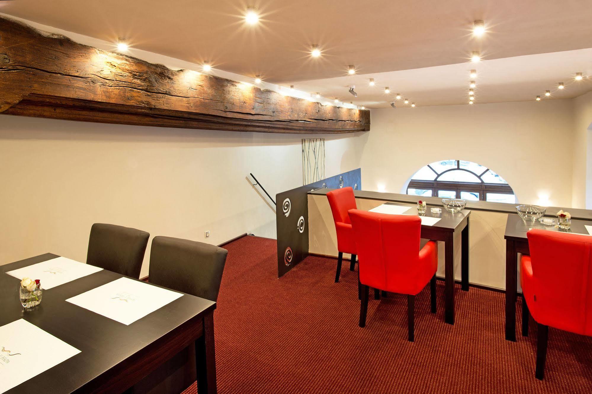 Hotel U Hada Zatec Екстериор снимка